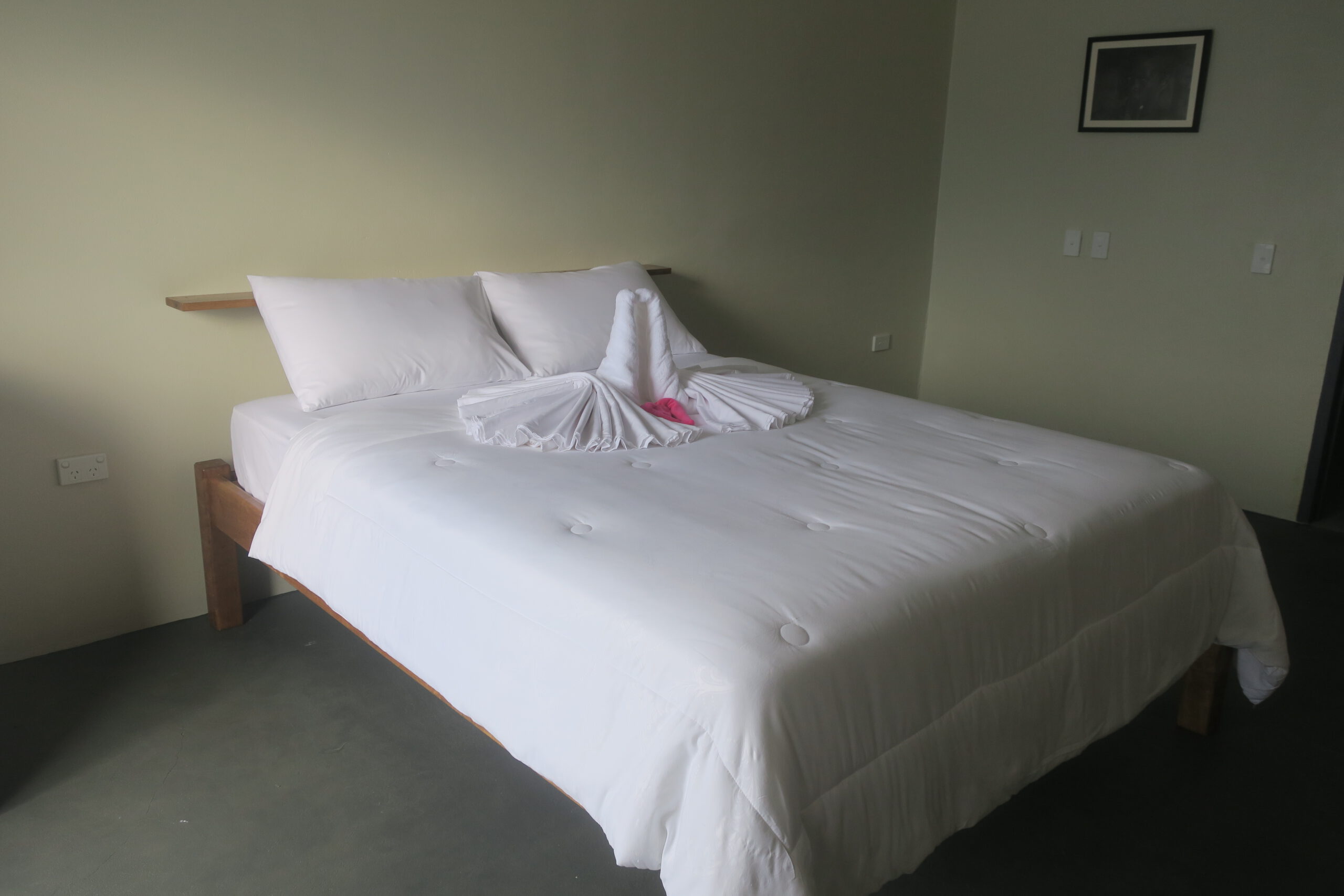 Read more about the article Standard Room Road View